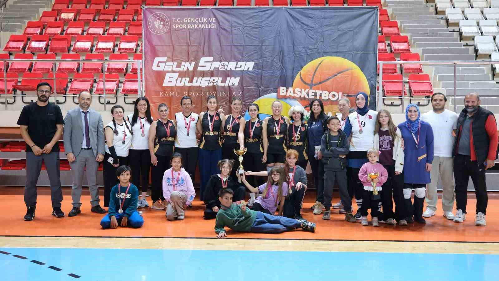 Erzincan'da Voleybol Turnuvası Şampiyonu Belli Oldu