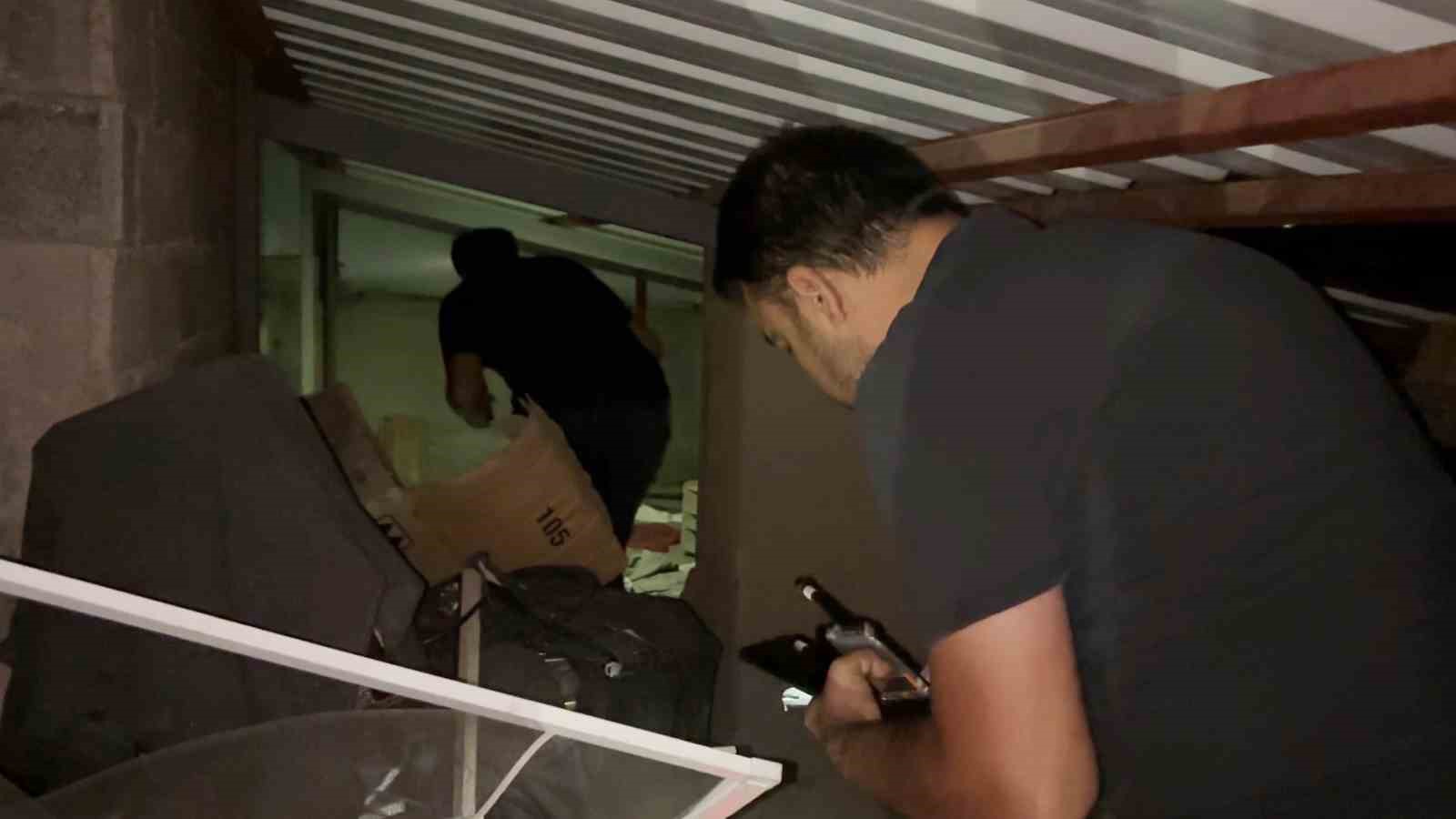 Hırsız İhbarı Panik Yarattı: Aksaray'da Polis Alarmda