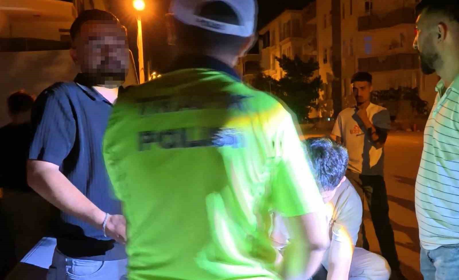 Aksaray'da Kaçak Sürücü Krizi: Polis ve Vatandaş Arasındaki Gergin Anlar Kamerada