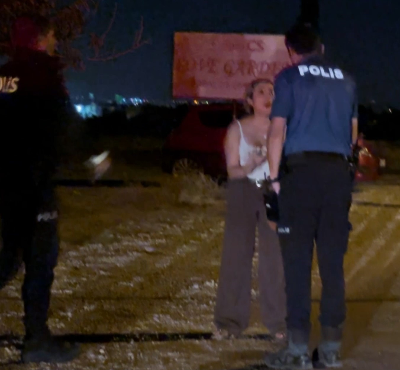 Aksaray'da genç kadın, eski sevgilisi tarafından darp edildi: Polis devreye girdi