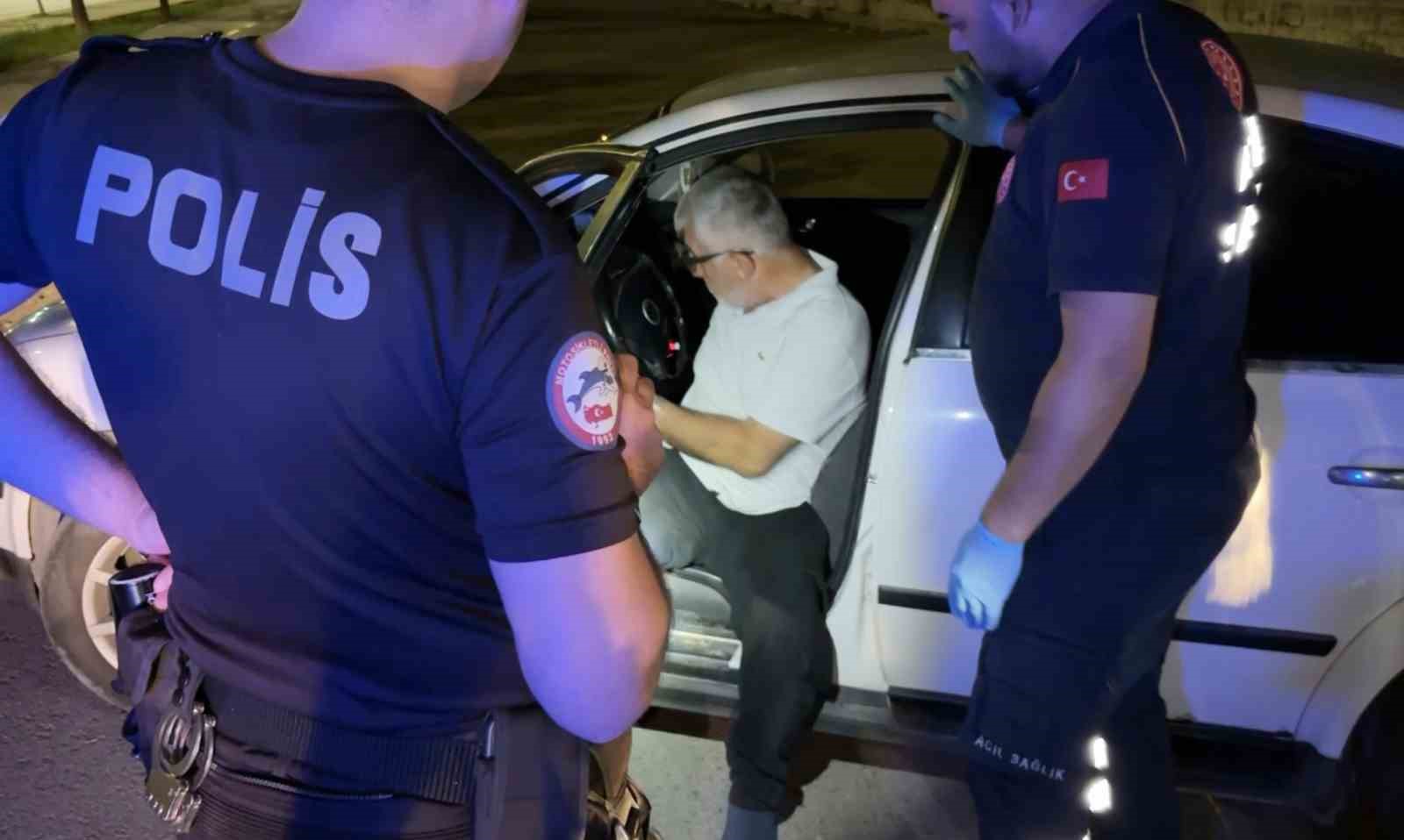 Yolda Sızıp Kalan Sürücü, Ekipleri Harekete Geçirdi