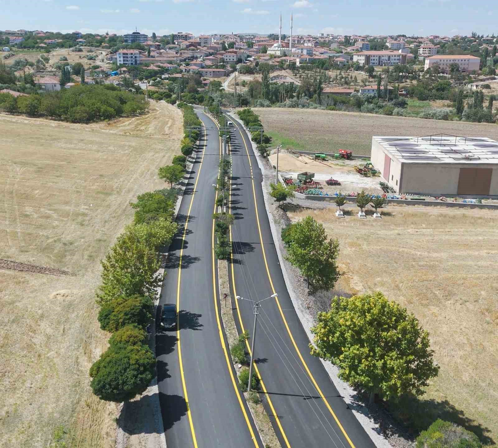 Aksaray'da Köy Yolları Modernleşiyor