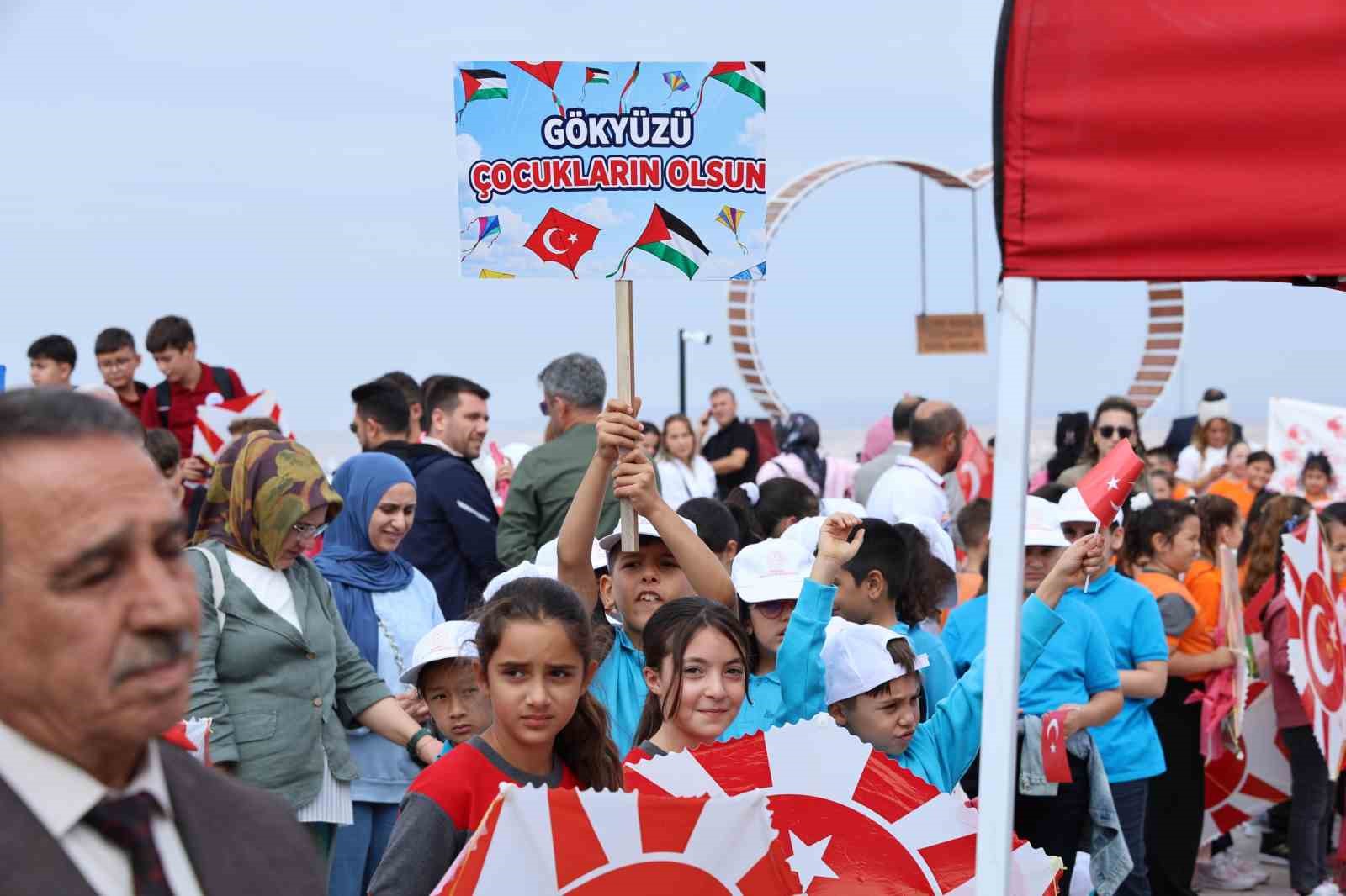 Uçurtmalar, Filistinli Çocuklar İçin Gökyüzüne Yükseldi