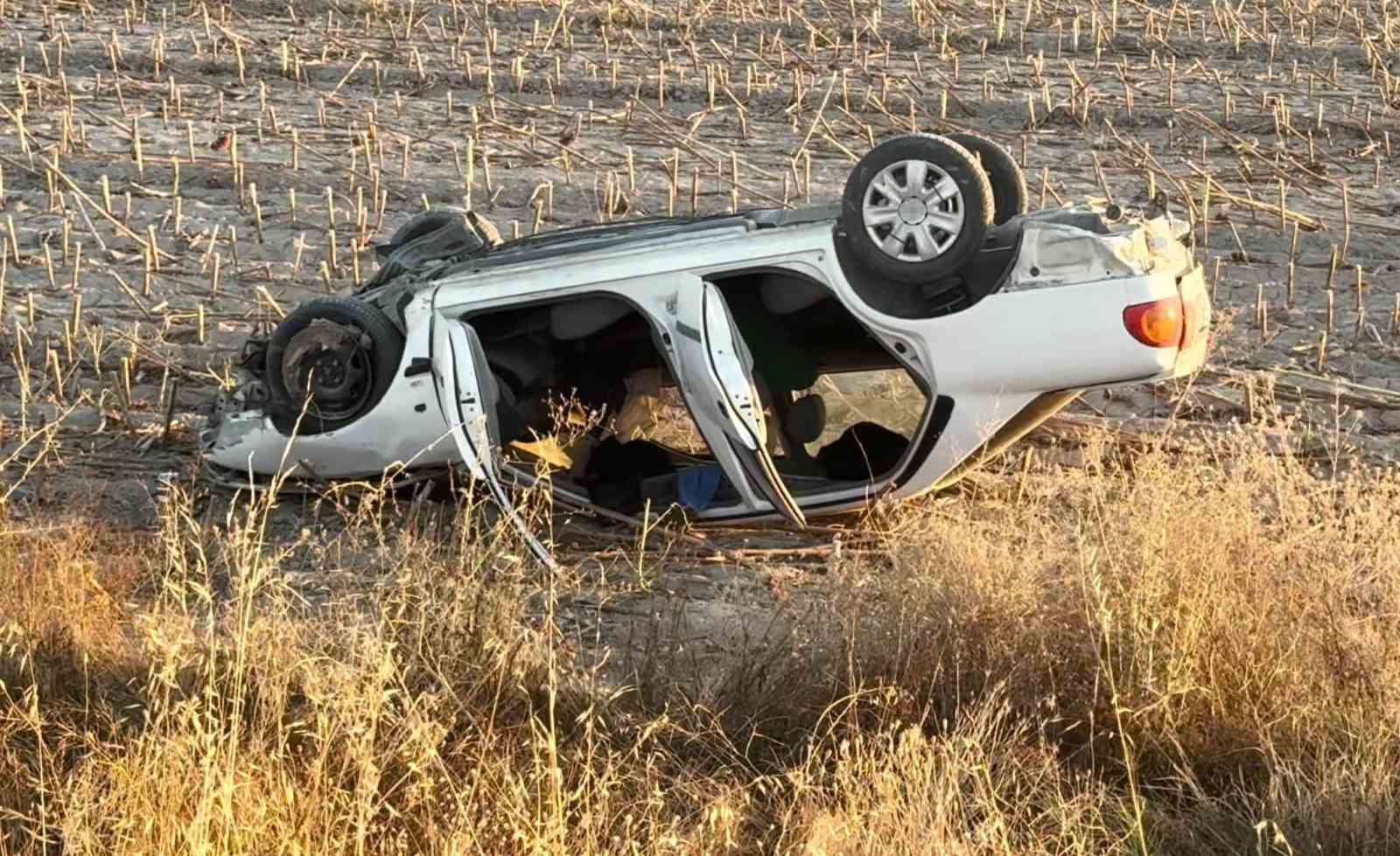 Aksaray’da Tarlaya Uçan Otomobil Takla Attı: Sürücü Yaralı