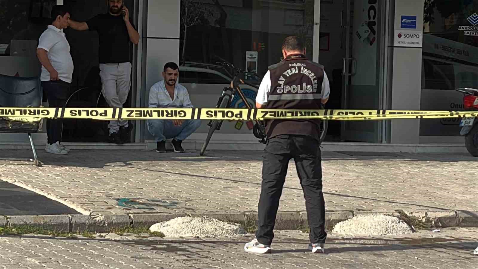 Aksaray'da Balkonundan Düşen Adam Hayatını Kaybetti