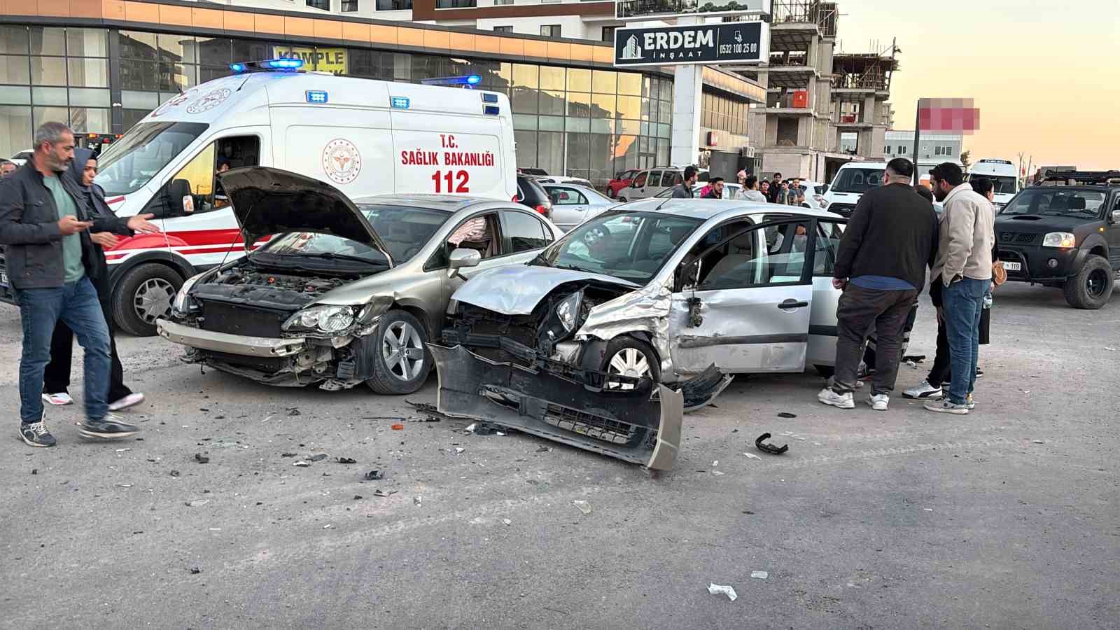 Aksaray'da Trafik Kazası: 5 Kişi Yaralandı