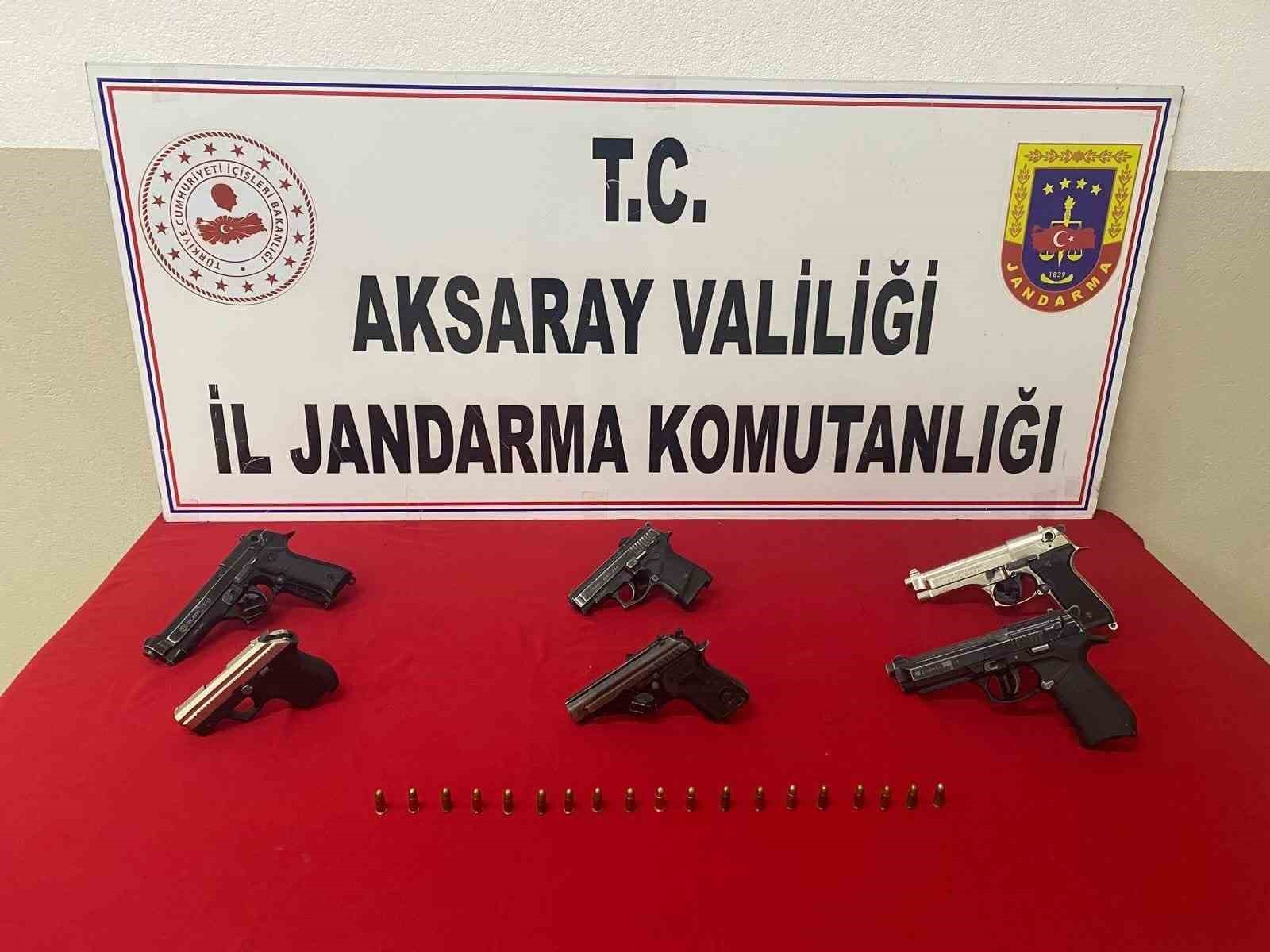 Aksaray'da Kaçak Silah Operasyonu: 5 Gözaltı